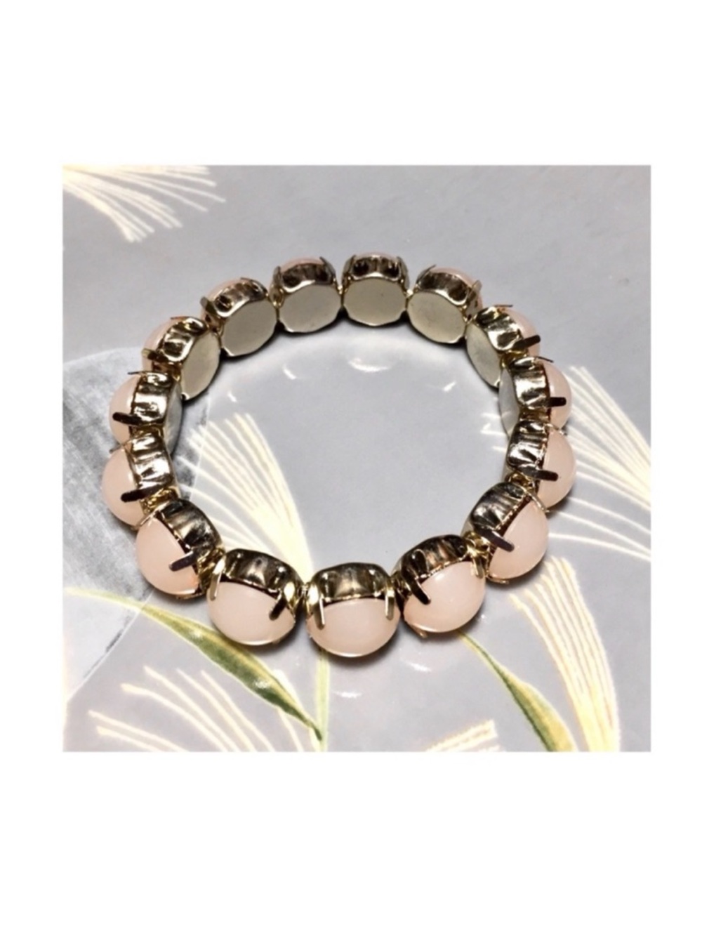 Vintage Prong Set Glass Bead Stretch Bracelet - Picture 1 of 5
